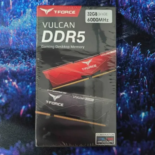 [Novo] Memória Team Group T-Force Vulcan, 32GB (2x16GB), 6000MHz, DDR5, CL38,Vermelho 