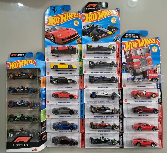 Hot Wheels Lote Fórmula 1 e Ferrari