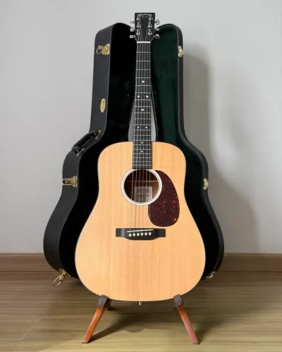 Martin Dreadnought Junior DJR-10E - Spruce/Sapele | Hardcase Martin TKL