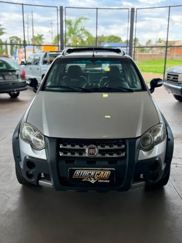 Fiat Strada Adventure1.8/ 1.8 Locker Flex CD 2010