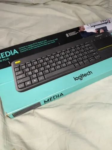 Teclado sem fio Logitech K400 Plus com Caixa Original