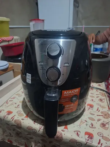 AirFryer mondial 3,5L Usada 2x.