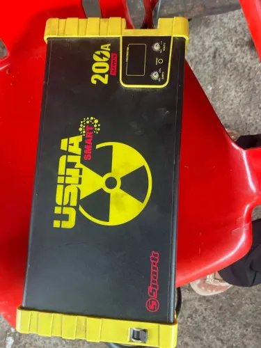 Usina 200 amp