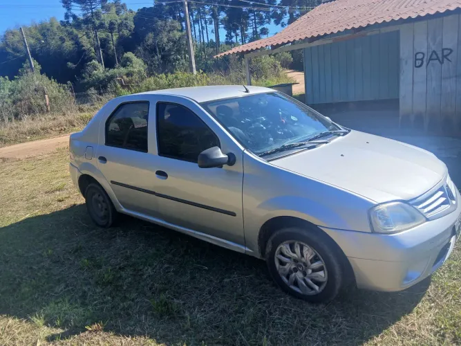 Renault Logan Expres./exp. UP Hi-flex 1.0 16V 4P 2010