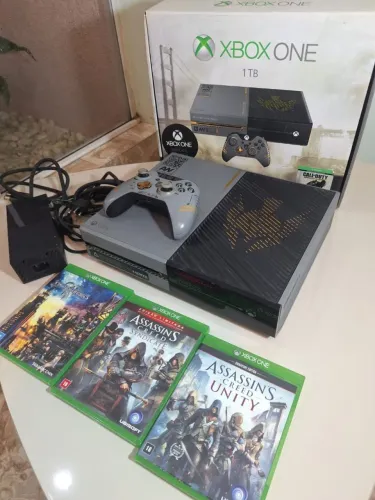 Xbox One 1TB Edição Especial Call of Duty e 3 jogos
