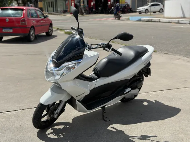 Honda PCX 150cc 2015 único dono
