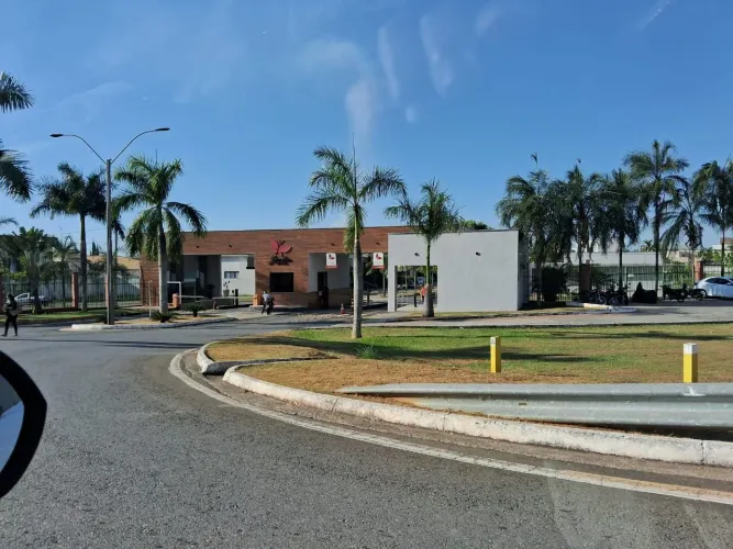 VENDO condomínio Jardim Veneza