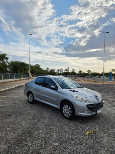 Peugeot 207 Sed. Passion XR Sport 1.4 Flex 8V 4P 2011