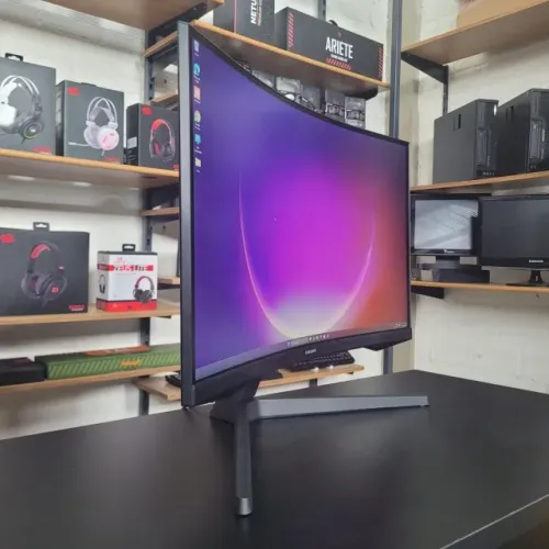 Monitor Samsung Odissey 5 QHD 27 165HZ