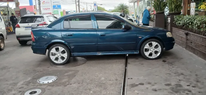 Chevrolet Astra GL 1.8 MPFI 3P 1999