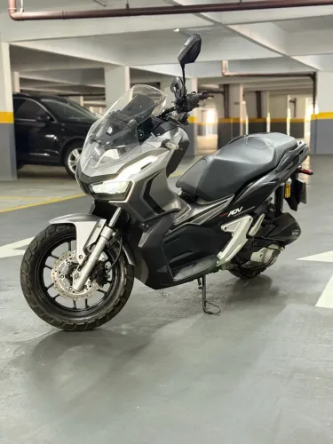 Honda ADV 150 2023 Exclusiva
