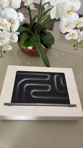 MacBook Pro M3 