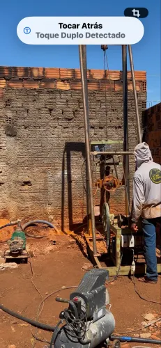 Máquina elétrica pra furar poço semi artesiano