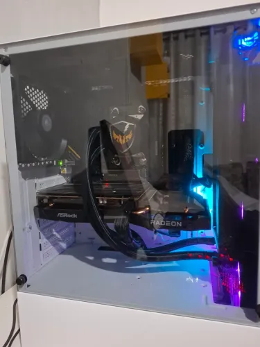 PC Gamer Ryzen 5 + RX 6600 - Roda tudo em Full HD! ( ACEITO PROPOSTAS )