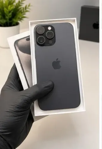 iPhone 15