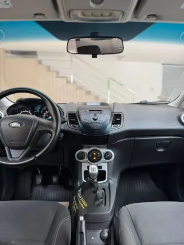 Ford Fiesta 1.5 16V Flex Mec. 5P 2014