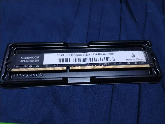 MEMÓRIA RAM DDR3 8GB 1600MHZ