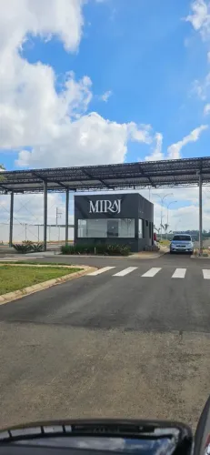 Terreno a Venda em Paulína - Condomínio Fechado Miraj 200m² Direto Proprietário