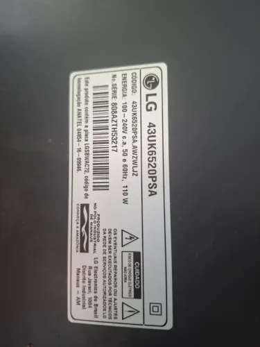 Tv LG com defeito na tela