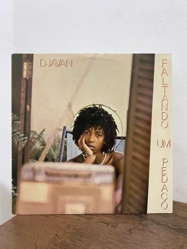 Djavan - Faltando um Pedaço
