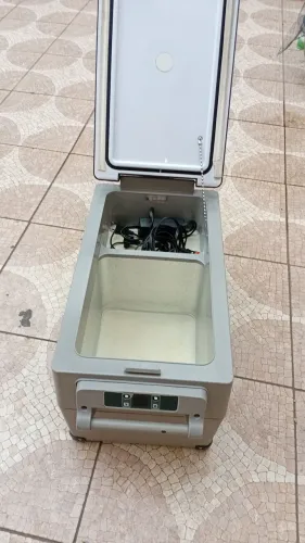 Caixa de som jbl  partybox 310 e geladeira portátil  para carros  e caminhões  