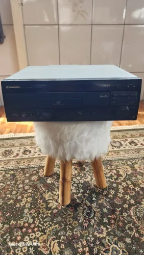 Laserdisc pioneer
