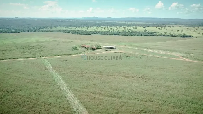 Vendo Fazenda Há 70 km de Rondonopolis
