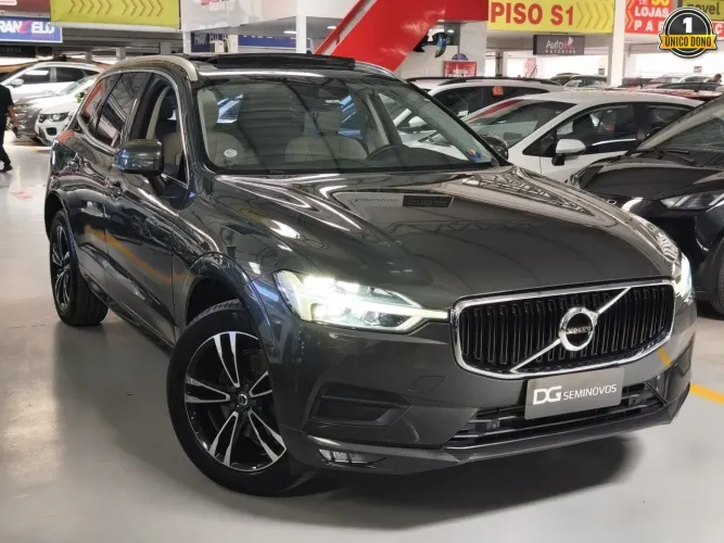Volvo XC 90 2.5t 210cv AWD 5P 2020