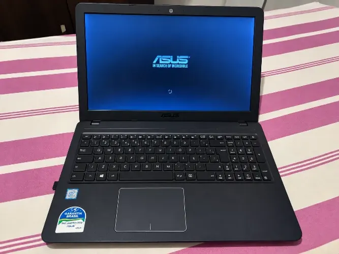 Notebook Asus em Excelente Estado