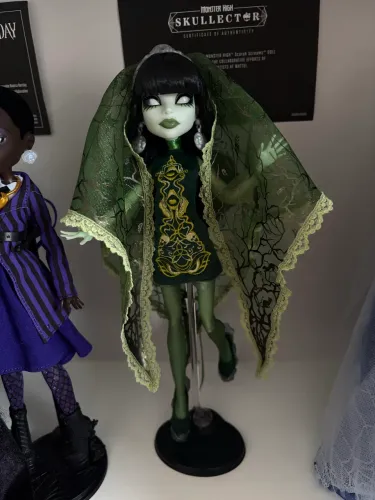 Monster High Skullector Scarah Screams