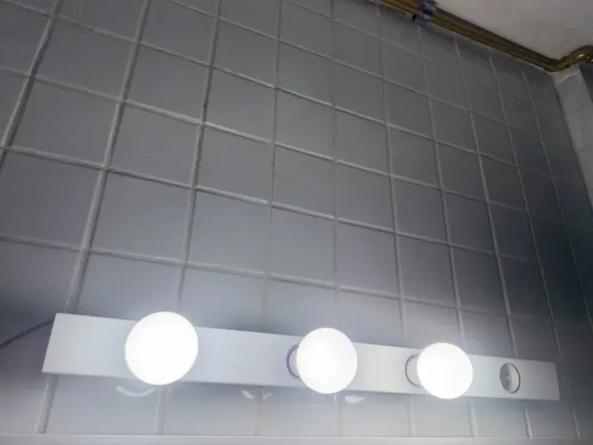 2 luminária novo base em ferro 4 entrada para lâmpadas