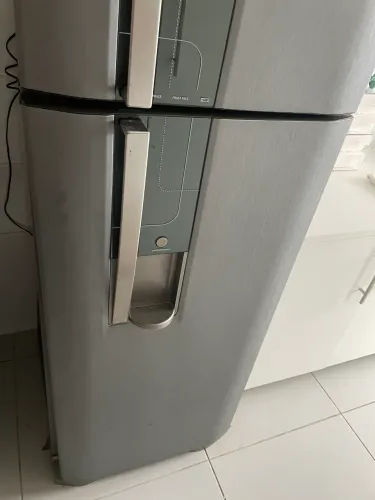 Geladeira electrolux