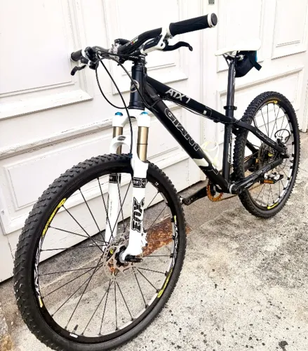 Bike Giant ATX 7 tamanho 14 quadro alumínio SL levíssimo