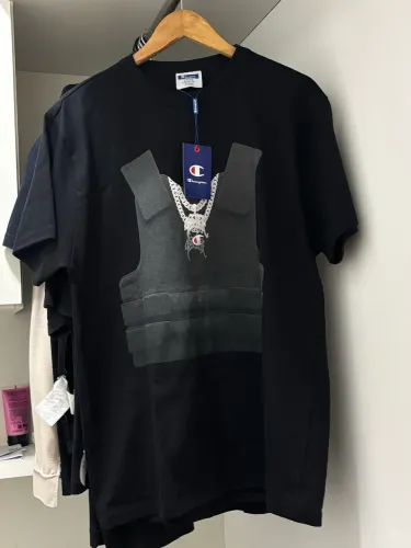 Camisa Champion x Sufgang