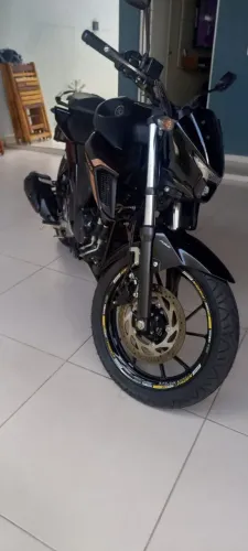 Fz 25
