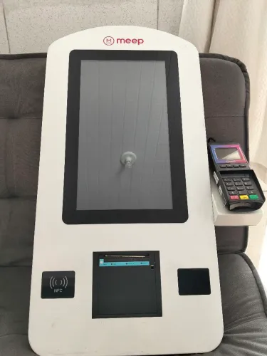 Vendo totem auto atendimento