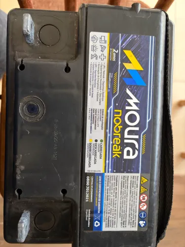 Vendo bateria estacionária Moura 60 ah