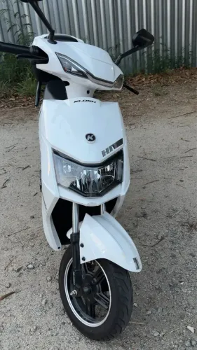 Scooter elétrica klosh seminova 