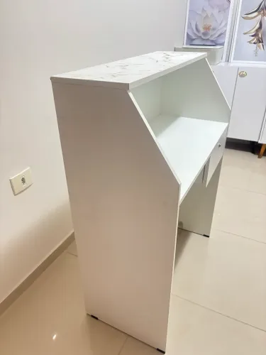 Balcão para recepção clínica