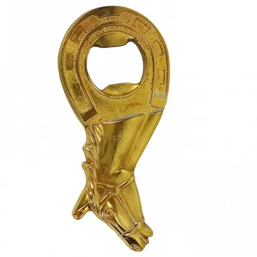 Belo abridor Garrafas Bronze polido contendo decoração de cabeça de cavalo e ferradura