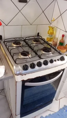 Fogão 4 bocas - Retira a partir de 15.10
