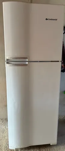 VENDO GELADEIRA DUPLEX 110V COM 350 LITROS Aceito cartão + taxas