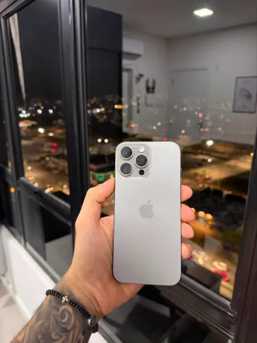 iPhone 16 Pro Max 256Gb