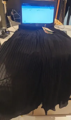 Calça Leli Correia tamanho 40 preta