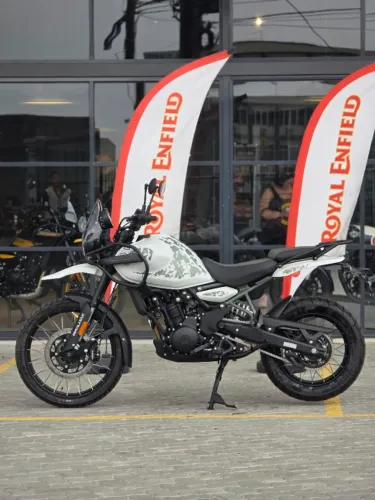 Himalayan 450cc Branca SEM CAMARA - Duvallyer Rodrigues - 21 9 9271 71 82 - Royal Enfield