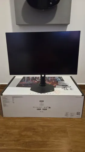 Monitor Alienware 27" QHD AW2724DM