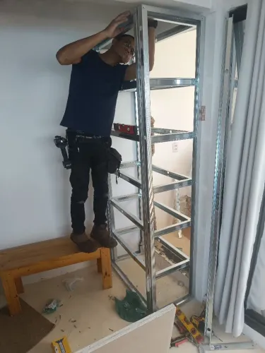 Drywall, tetos, paredes divisórias e mobília 