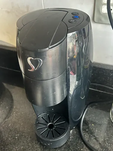 Cafeteira 3 Corações Lov Preto