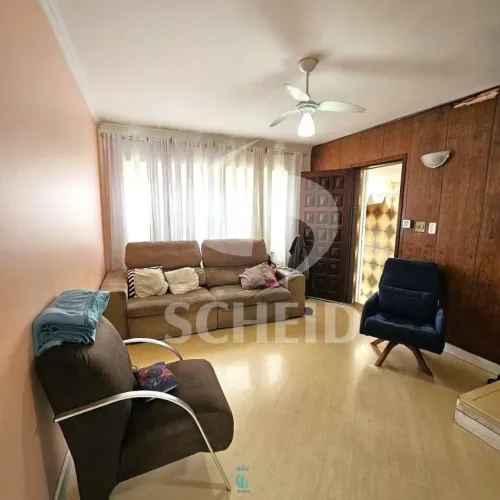 Excelente sobrado no Socorro com 3 quartos e 2 vagas em frente a uma linda praça