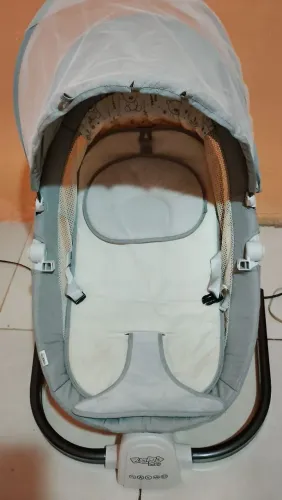 Cadeira de balanço elétrica